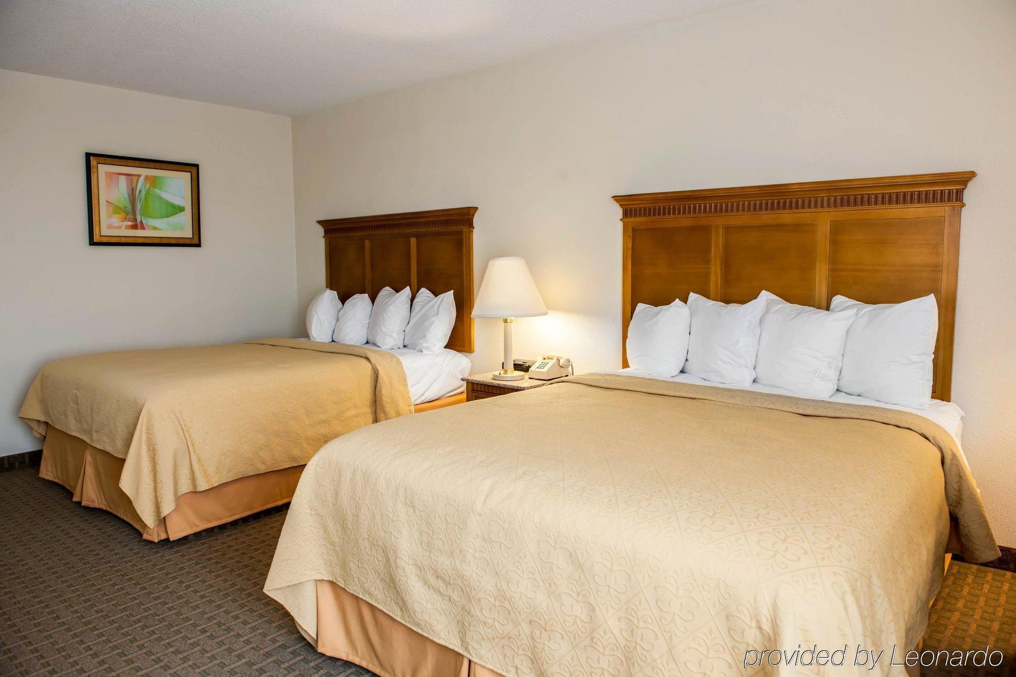 Quality Inn And Suites Indianapolis Exterior foto