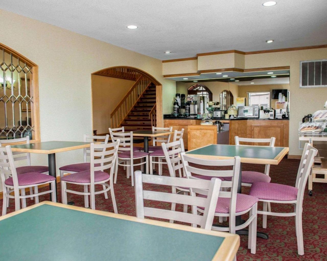 Quality Inn And Suites Indianapolis Exterior foto